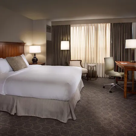Hotel Doubletree By Hilton Chicago - Oak Brook Exterior foto