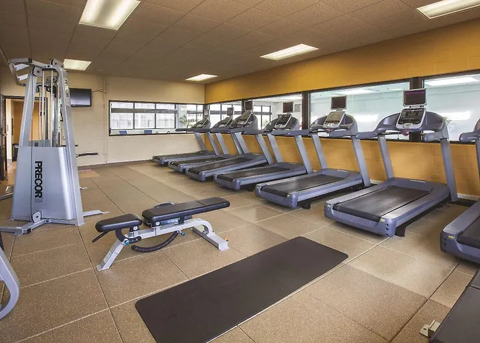 Doubletree By Hilton Chicago - Oak Brook