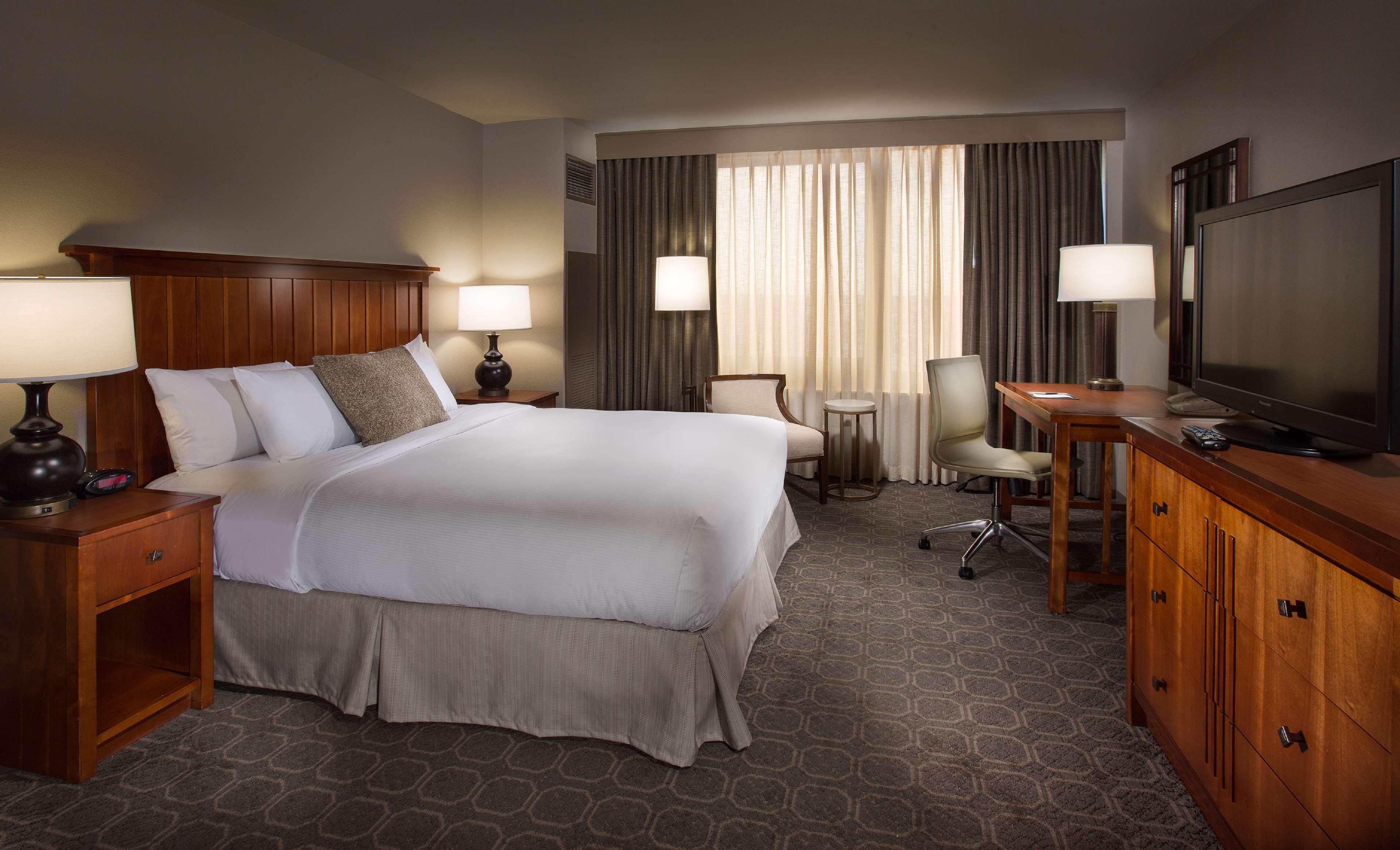 Doubletree By Hilton Chicago - Hotel