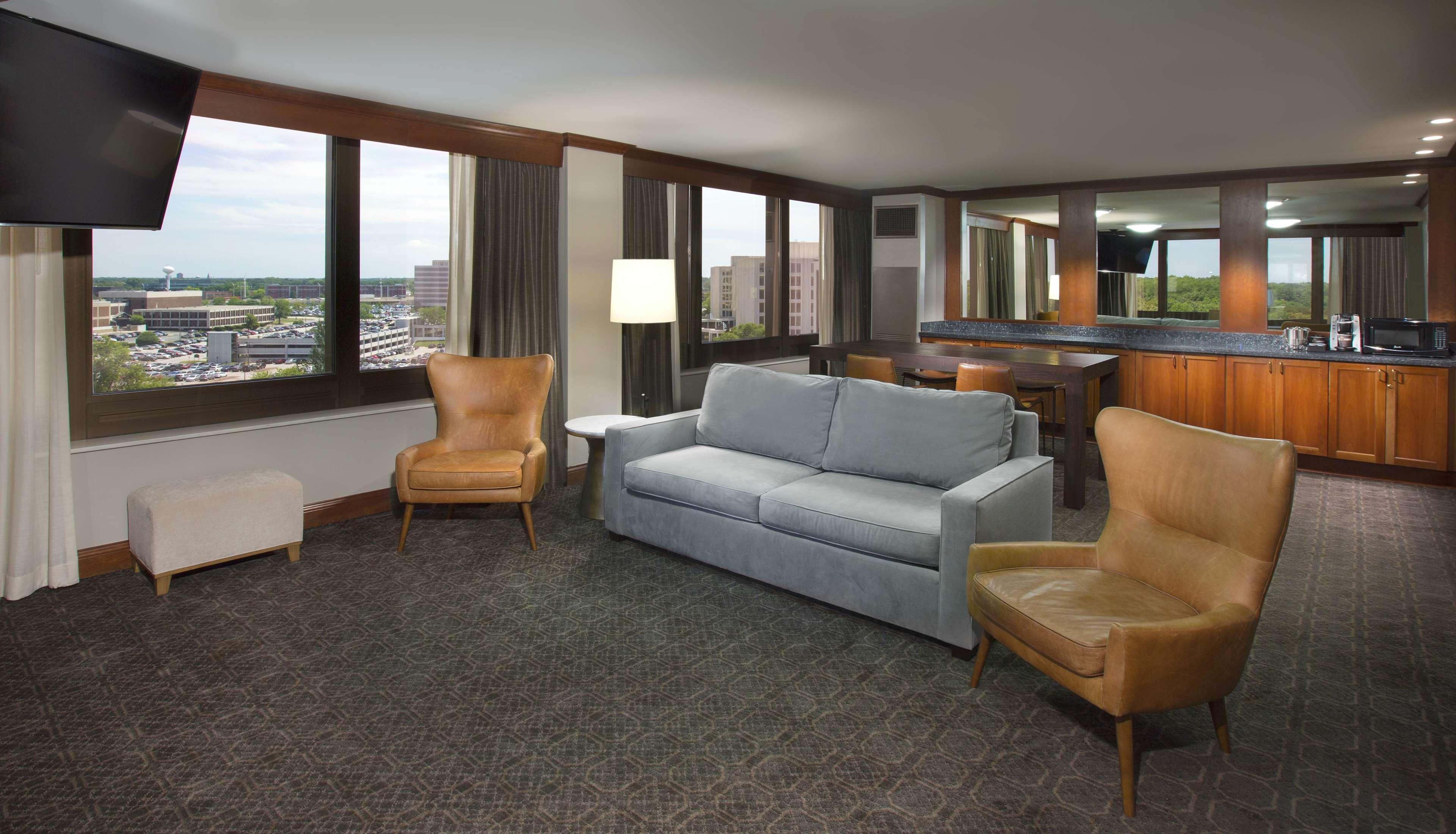 Hotel Doubletree By Hilton Chicago - 3*