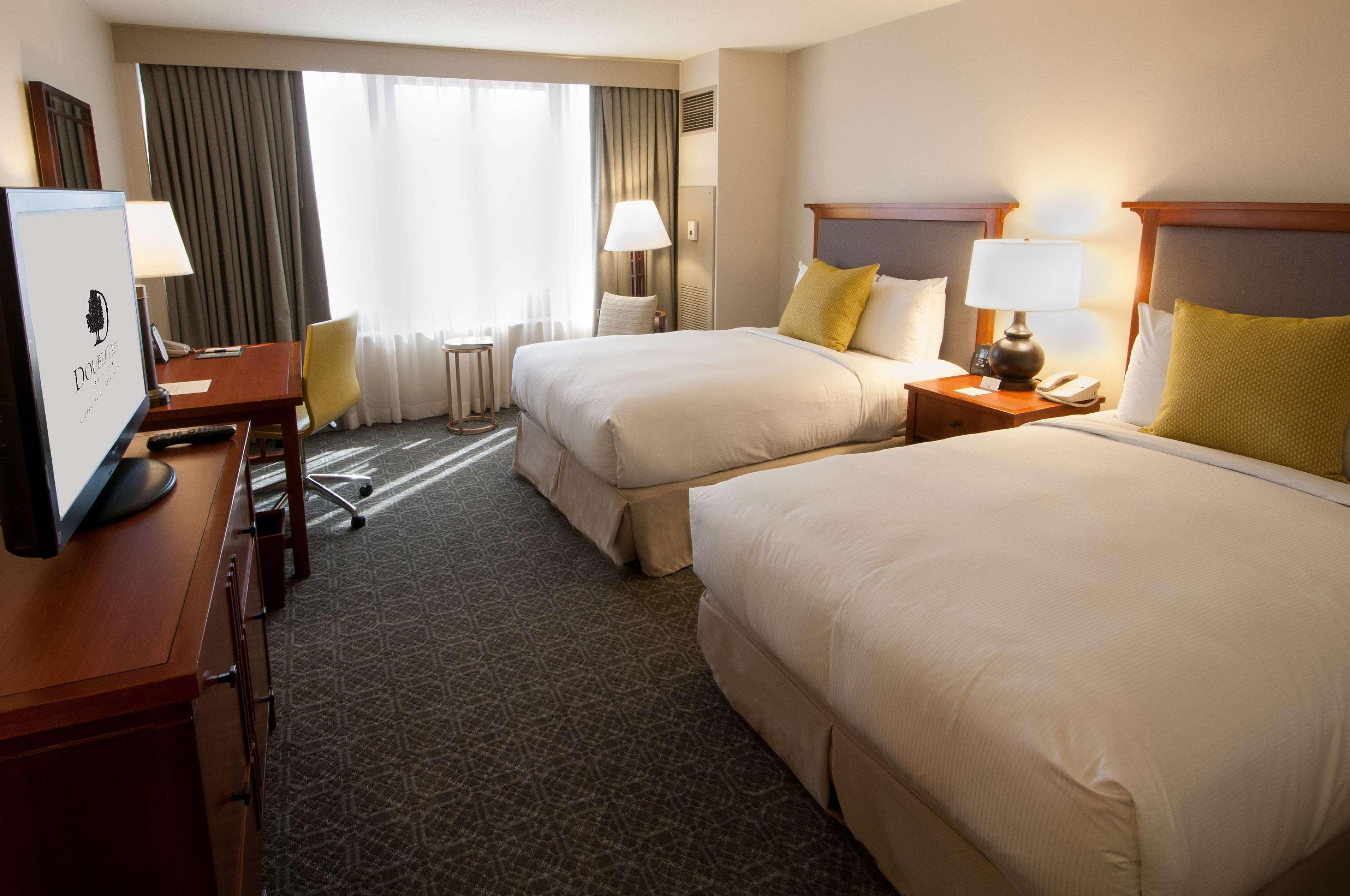 Doubletree By Hilton Chicago - 3* Oak Brook