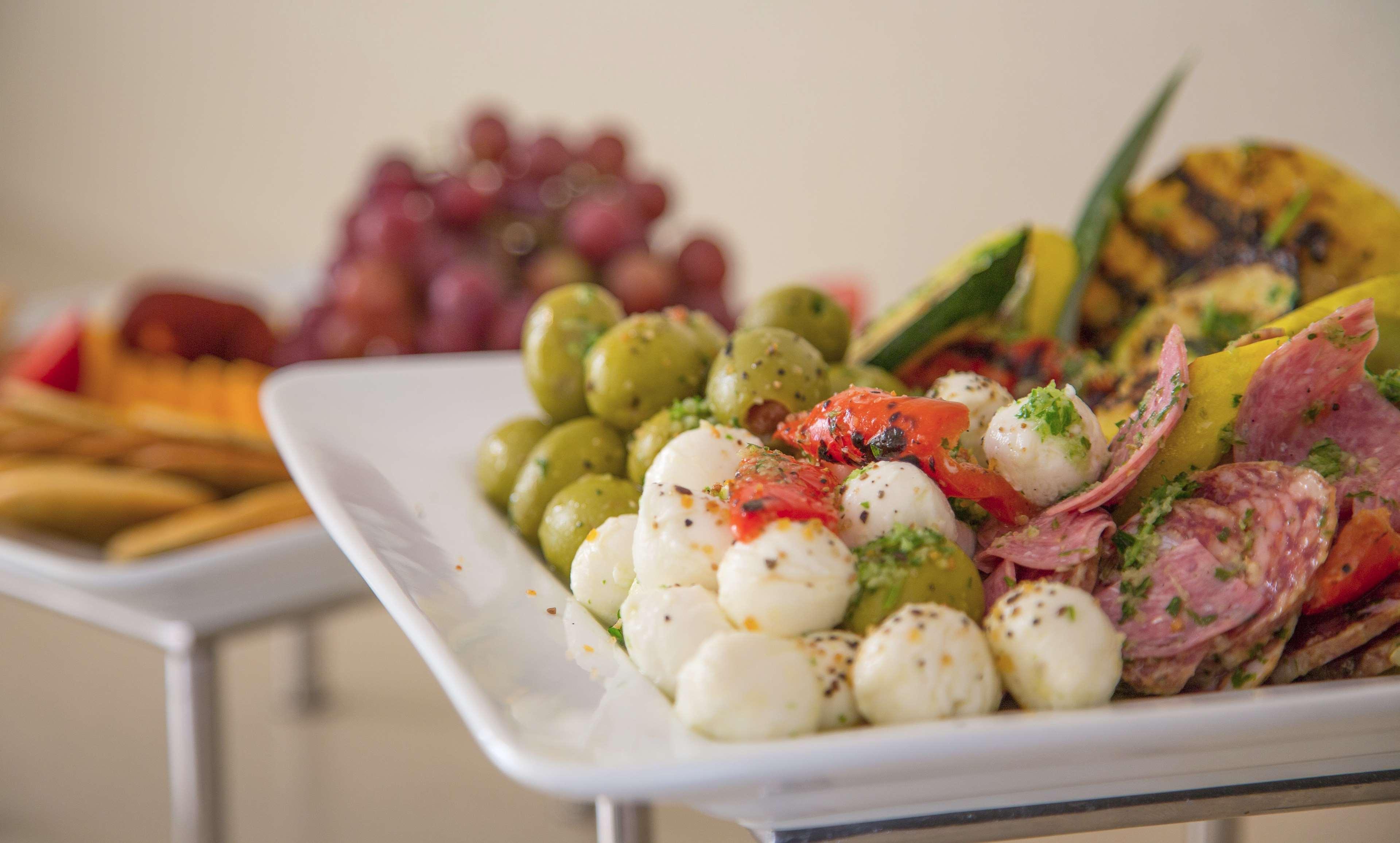 Doubletree By Hilton Chicago - Oak Brook