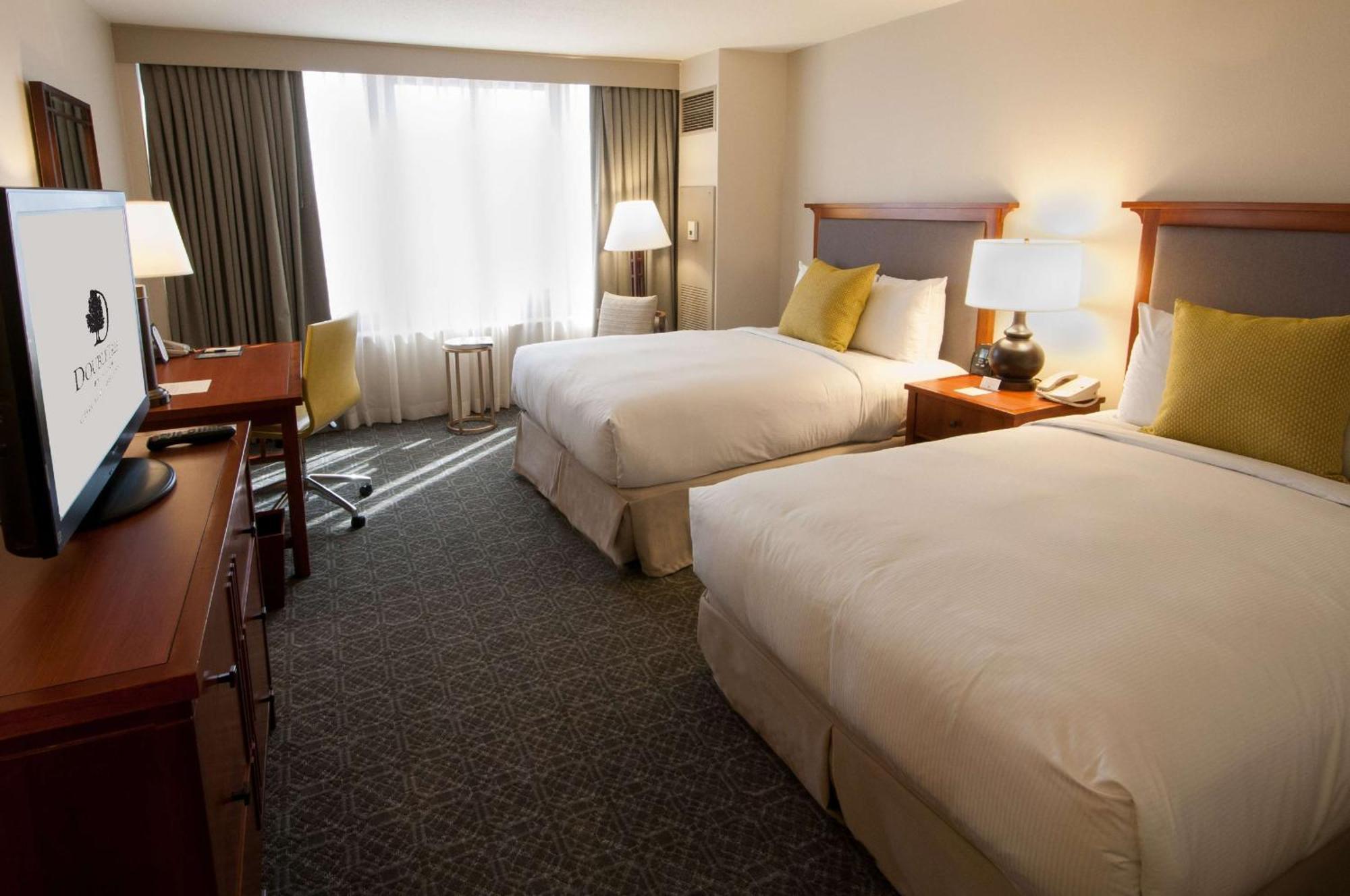 Doubletree By Hilton Chicago - 3* Oak Brook