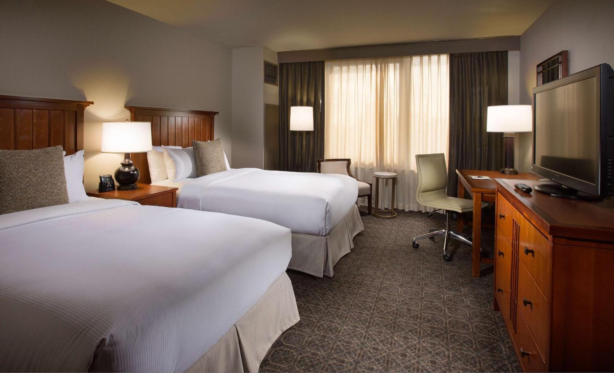 Doubletree By Hilton Chicago -