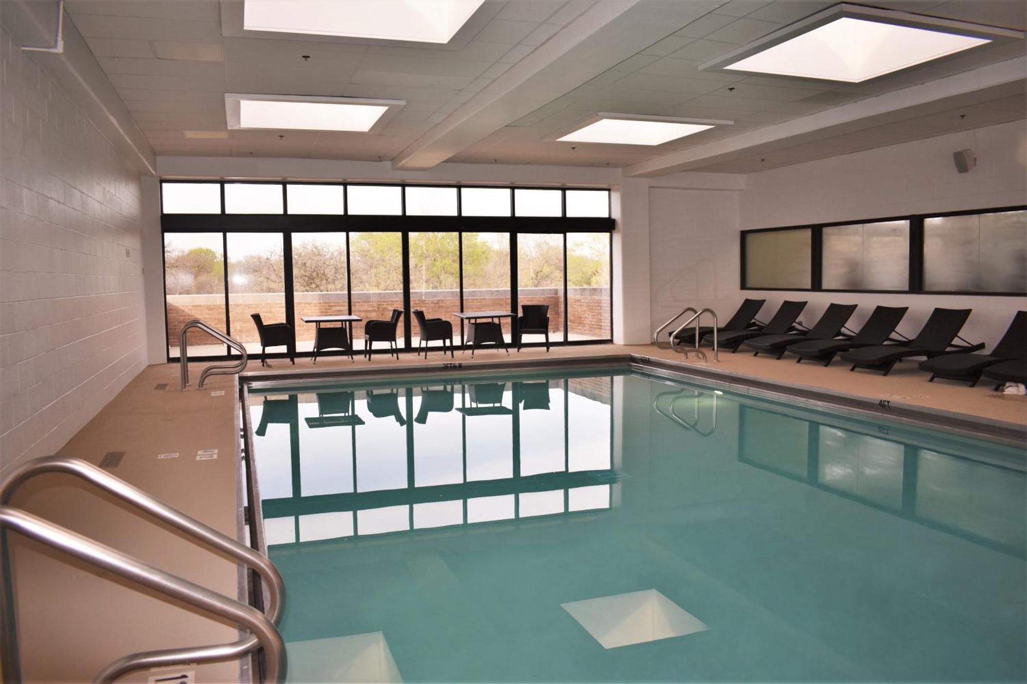 Hotel Doubletree By Hilton Chicago - Oak Brook