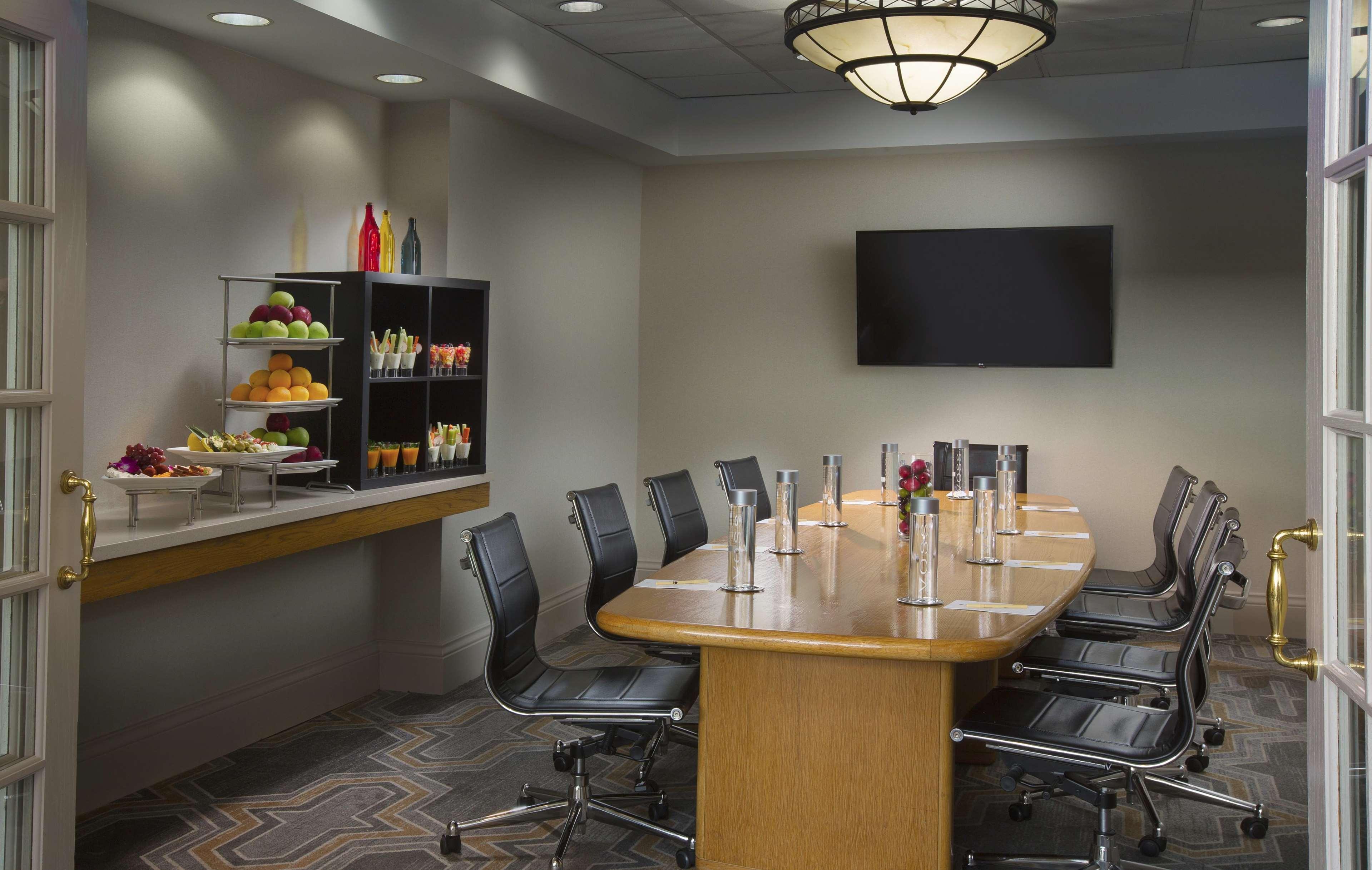 Doubletree By Hilton Chicago - Hotel Oak Brook